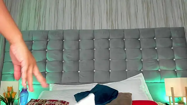 Poacahontasfg online show from February 2026 03:49:02 AM