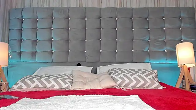 Poacahontasfg online show from November 2025 03:55:02 AM