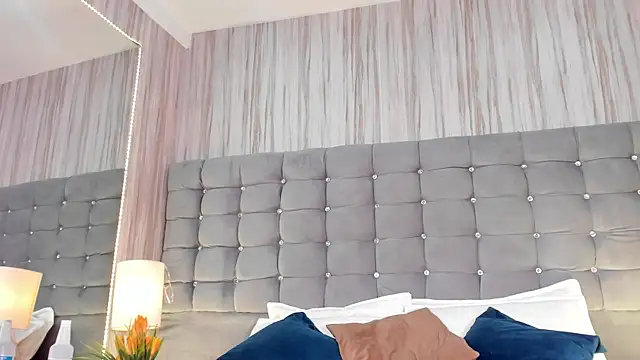 Poacahontasfg online show from November 2025 04:05:02 AM