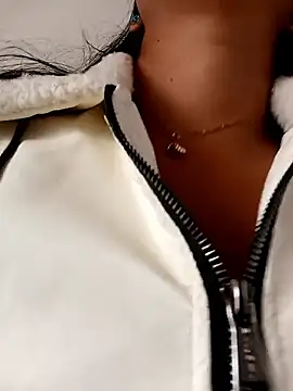  andrea30 online show from November 2025 12:26:01 PM