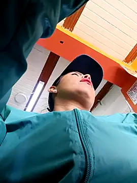  andrea30 online show from April 2026 12:10:02 PM