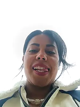  andrea30 online show from March 2026 12:00:01 PM