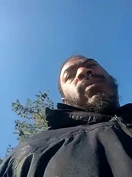 MRHANDSOME3800 online show from February 2026 05:20:02 PM