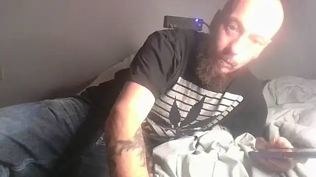 Snapshot of deepinnnnn chatting on October 2025 04:05:01 PM deepinnnnn online show from October 2025 04:05:01 PM