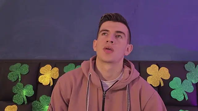 MikaelSlow online show from March 2026 03:53:02 AM