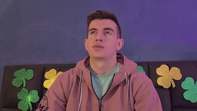 MikaelSlow online show from March 2026 04:12:01 AM