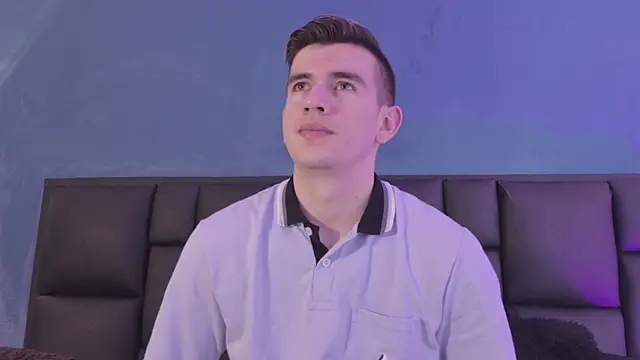 MikaelSlow online show from March 2026 04:25:01 AM