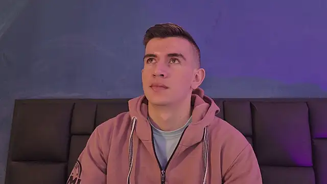 MikaelSlow online show from March 2026 03:36:02 AM