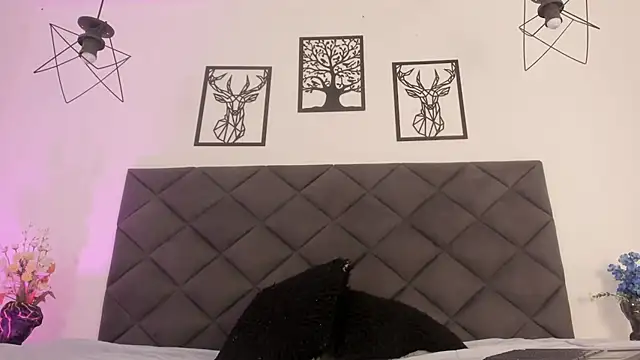 MikaelSlow online show from March 2025 10:13:01 PM