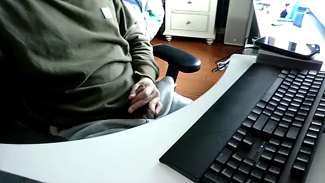 big-pig online show from March 2026 05:52:01 AM