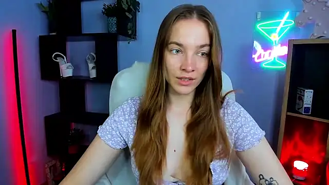 kenzie x online show from November 2025 07:44:02 AM