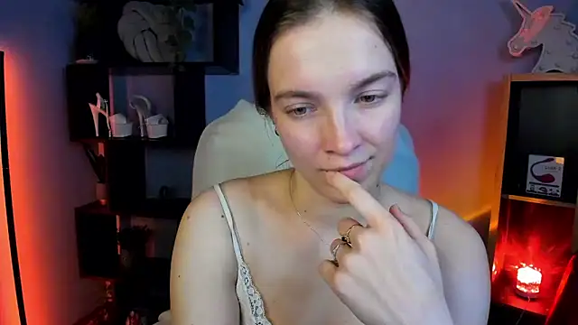 Snapshot of kenzie_x chatting on March 2025 11:54:01 AM kenzie x online show from March 2025 11:54:01 AM