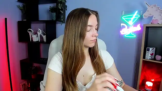 Snapshot of kenzie_x chatting on October 2025 06:48:02 AM kenzie x online show from October 2025 06:48:02 AM