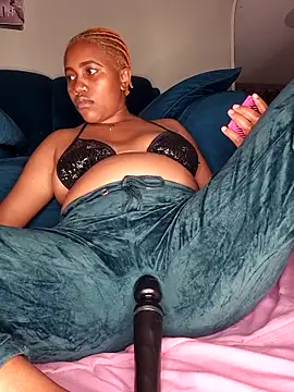 SquirtQueen222 online show from February 2026 08:53:02 PM