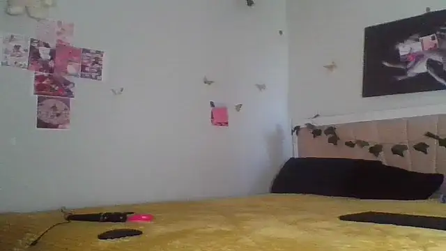 SquirtQueen222 online show from May 2026 09:18:02 AM