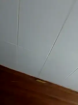 Snapshot of SquirtQueen222 chatting on December 2024 11:06:02 PM SquirtQueen222 online show from December 2024 11:06:02 PM