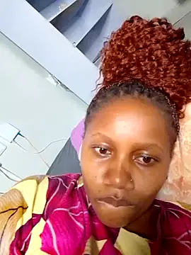 Snapshot of SquirtQueen222 chatting on January 2025 08:22:01 PM SquirtQueen222 online show from January 2025 08:22:01 PM