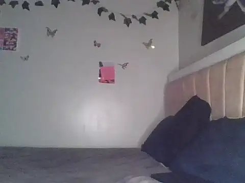 SquirtQueen222 online show from May 2026 09:29:01 PM