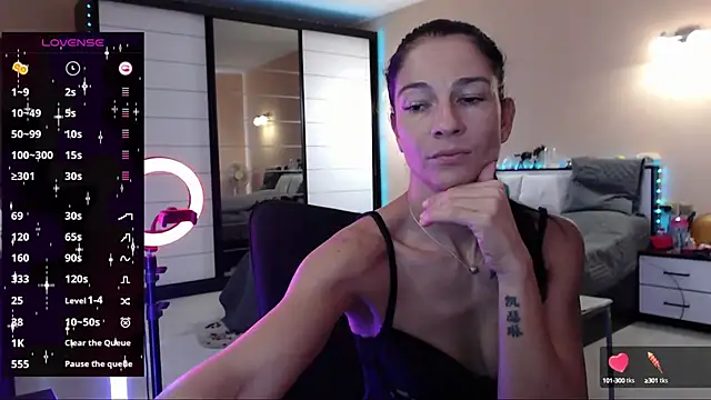 Snapshot of DelicateKiss chatting on September 2025 08:09:02 AM DelicateKiss online show from September 2025 08:09:02 AM