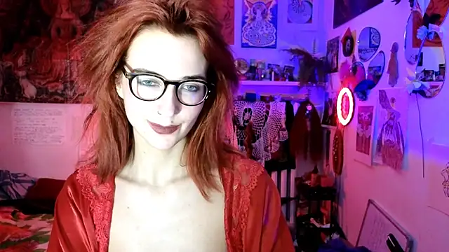 Snapshot of TatianaRomanov chatting on May 2026 08:15:02 PM TatianaRomanov online show from May 2026 08:15:02 PM