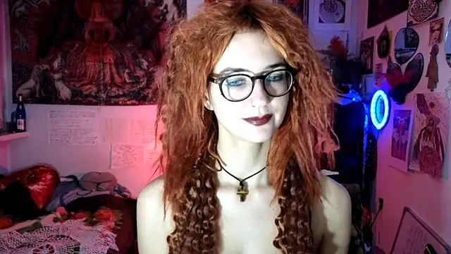Snapshot of TatianaRomanov chatting on May 2026 07:36:01 PM TatianaRomanov online show from May 2026 07:36:01 PM