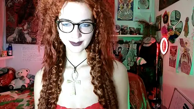 Snapshot of TatianaRomanov chatting on May 2026 08:07:02 PM TatianaRomanov online show from May 2026 08:07:02 PM