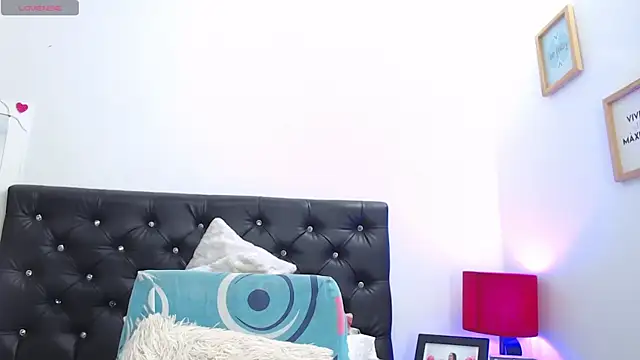 Snapshot of Samara_Hillss chatting on December 2025 01:39:02 PM Samara Hillss online show from December 2025 01:39:02 PM