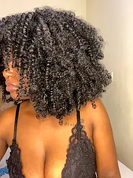 Sugar plum44 online show from December 2025 03:25:01 PM