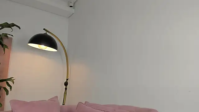 im alejandra  online show from December 2025 04:50:01 AM