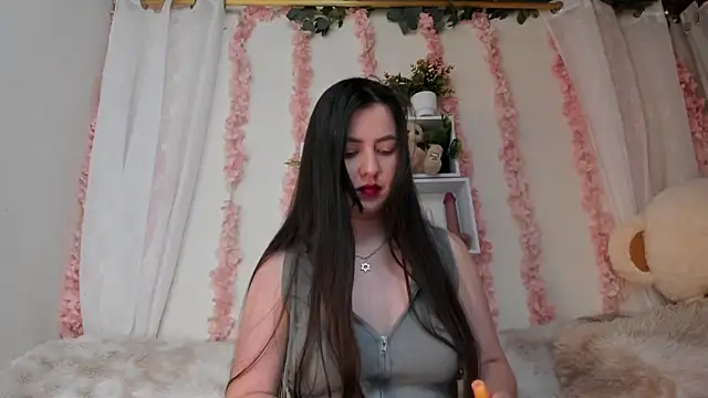 Idara and Edahi01 online show from February 2026 07:14:02 PM