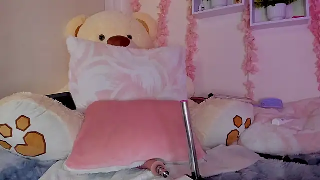 Snapshot of Idara_and_Edahi01 chatting on September 2025 03:24:02 AM Idara and Edahi01 online show from September 2025 03:24:02 AM