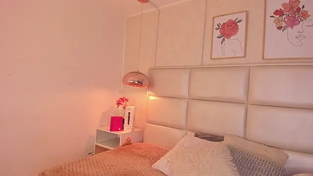 Aily Yozuko online show from April 2026 02:36:02 AM