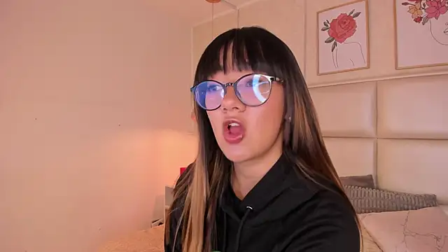 Aily Yozuko online show from March 2026 02:38:02 AM