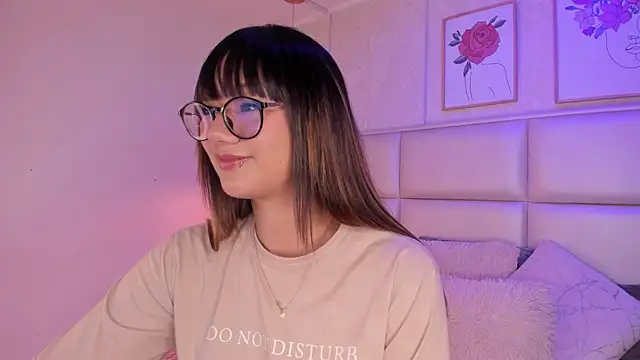 Aily Yozuko online show from February 2026 02:44:02 AM