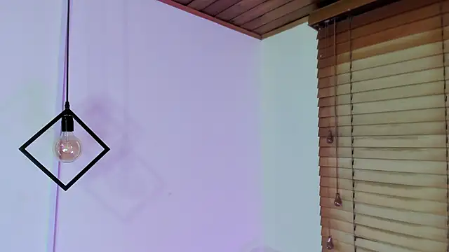 Snapshot of GENNESIS_LOVE chatting on December 2025 03:33:01 AM GENNESIS LOVE online show from December 2025 03:33:01 AM