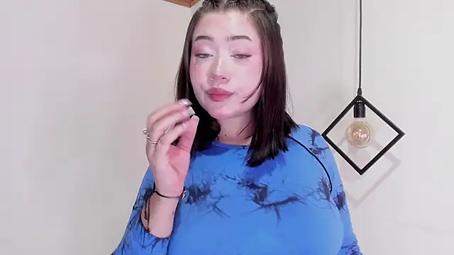 GENNESIS LOVE online show from December 2025 04:45:02 PM