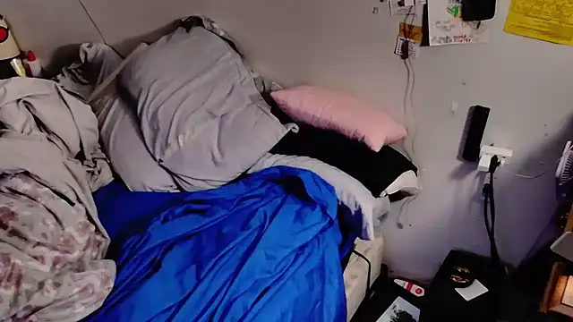 ROCKHARDDADDY86 online show from January 2026 06:23:02 PM