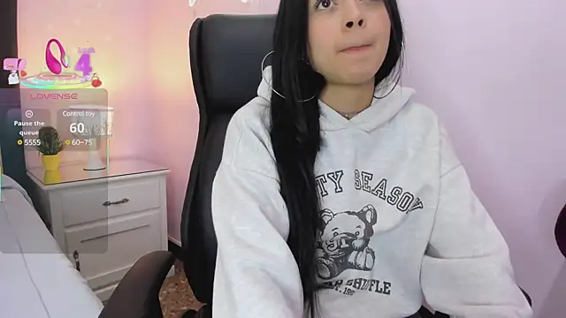 Snapshot of HannaClarrk_ chatting on March 2025 04:35:02 PM HannaClarrk online show from March 2025 04:35:02 PM