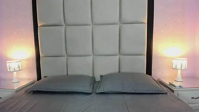 HannaClarrk  online show from April 2026 08:06:02 PM