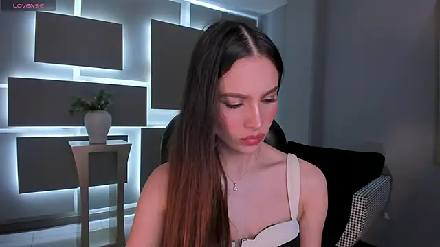 MarianneLane online show from January 2026 02:18:02 AM