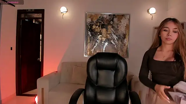 CarolineGraceX online show from November 2025 10:52:01 AM