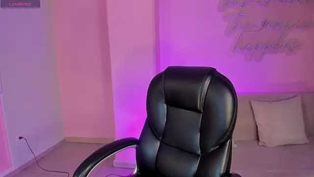 DonnaStonne online show from September 2025 11:55:02 PM