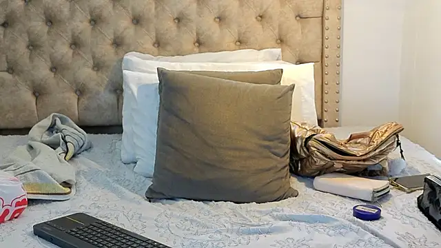 Anya Texas online show from February 2026 08:04:01 PM