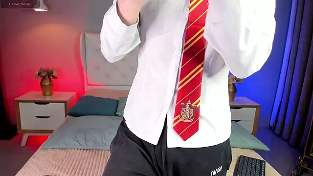 cherryy boy online show from November 2025 10:41:02 PM