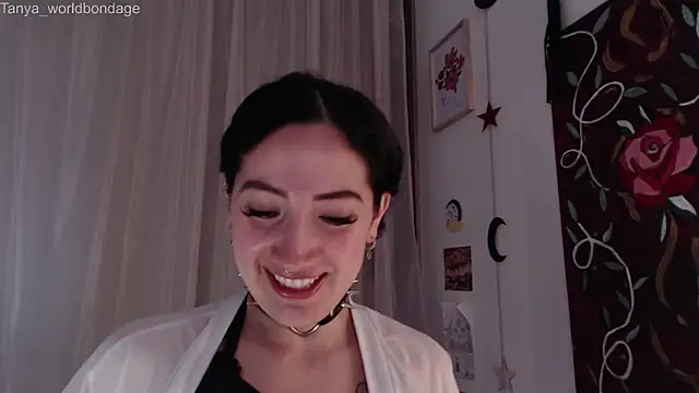 Snapshot of Tanya_WorldBondage chatting on September 2025 09:47:01 PM Tanya WorldBondage online show from September 2025 09:47:01 PM