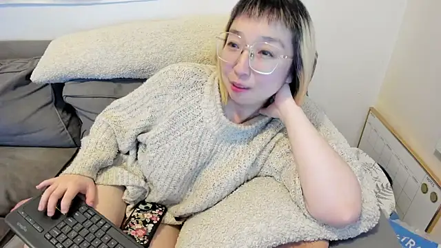 Snapshot of luxgray chatting on March 2025 11:20:01 PM luxgray online show from March 2025 11:20:01 PM