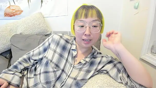 luxgray online show from February 2026 11:27:02 PM