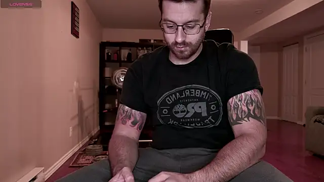 JayXCee Official online show from November 2025 01:42:01 AM