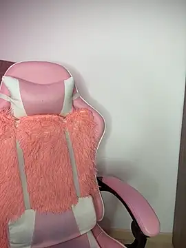 YovngBaby online show from October 2025 11:48:02 PM