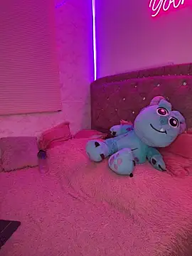 Snapshot of YovngBaby chatting on February 2026 05:16:02 AM YovngBaby online show from February 2026 05:16:02 AM